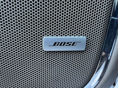 Used 2016 Chevrolet Suburban LT image 23