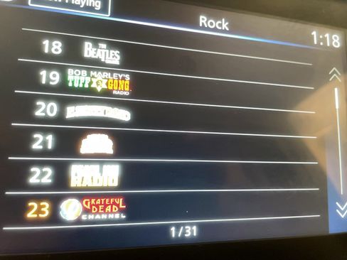 Used 2023 Nissan Frontier SV w/ SV Convenience Package image 9