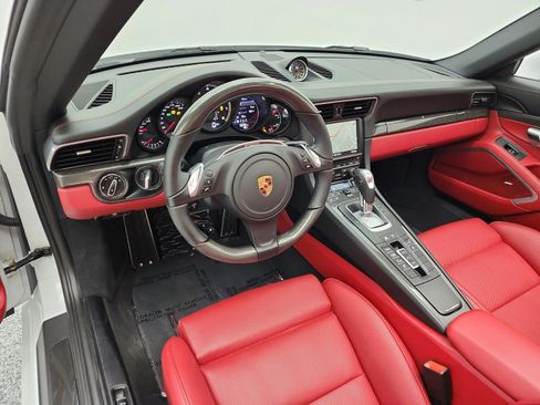 Used 2016 Porsche 911 4 Cabriolet AWD/4WD image 13