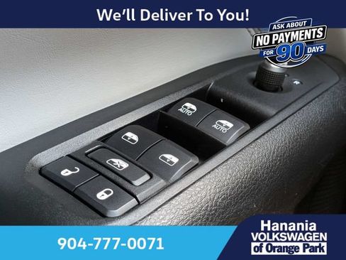 Used 2022 Jeep Compass Limited w/ Sun and Sound Group AWD/4WD image 25
