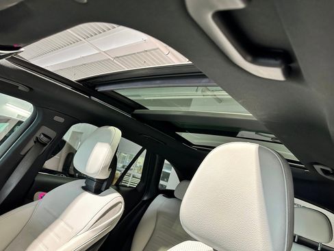 Certified 2023 Mercedes-Benz GLC 300 4MATIC image 11