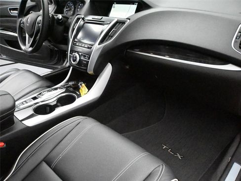 Used 2019 Acura TLX w/Technology Pkg image 18