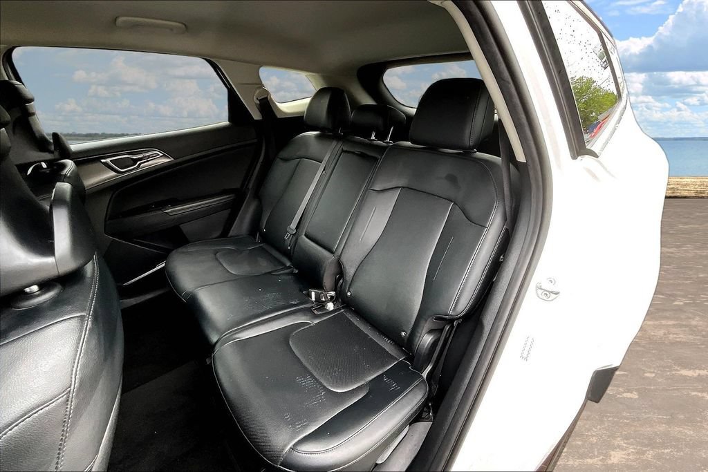 Used 2024 Kia Sportage EX FWD image 13