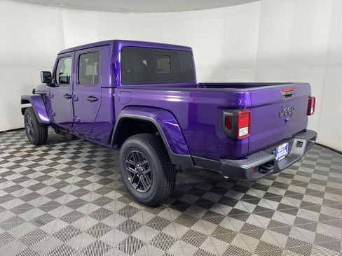 New 2026 Jeep Gladiator Sport image 8