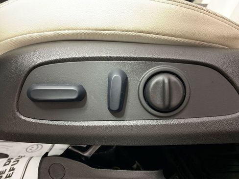 Certified 2023 Buick Encore GX Essence w/ Experience Buick Package image 12