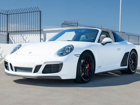 Used 2019 Porsche 911 Targa 4 GTS AWD/4WD image 22