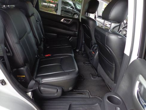 Used 2015 Nissan Pathfinder SL w/ SL Premium Package image 20