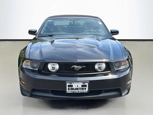 Used 2011 Ford Mustang GT Premium w/ Electronics Pkg RWD image 2