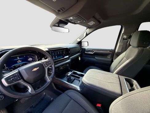 Used 2024 Chevrolet Silverado 1500 LT image 21