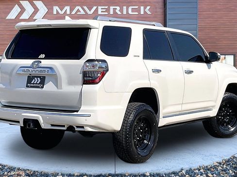 Used 2023 Toyota 4Runner Limited AWD/4WD image 5