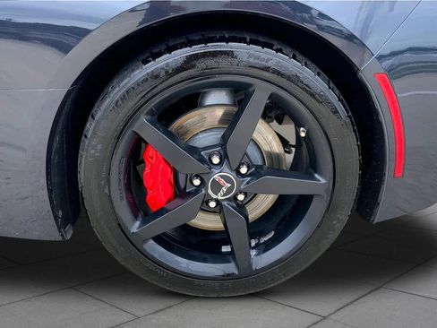 Used 2015 Chevrolet Corvette Stingray Coupe w/ 2LT Preferred Equipment Group RWD image 10