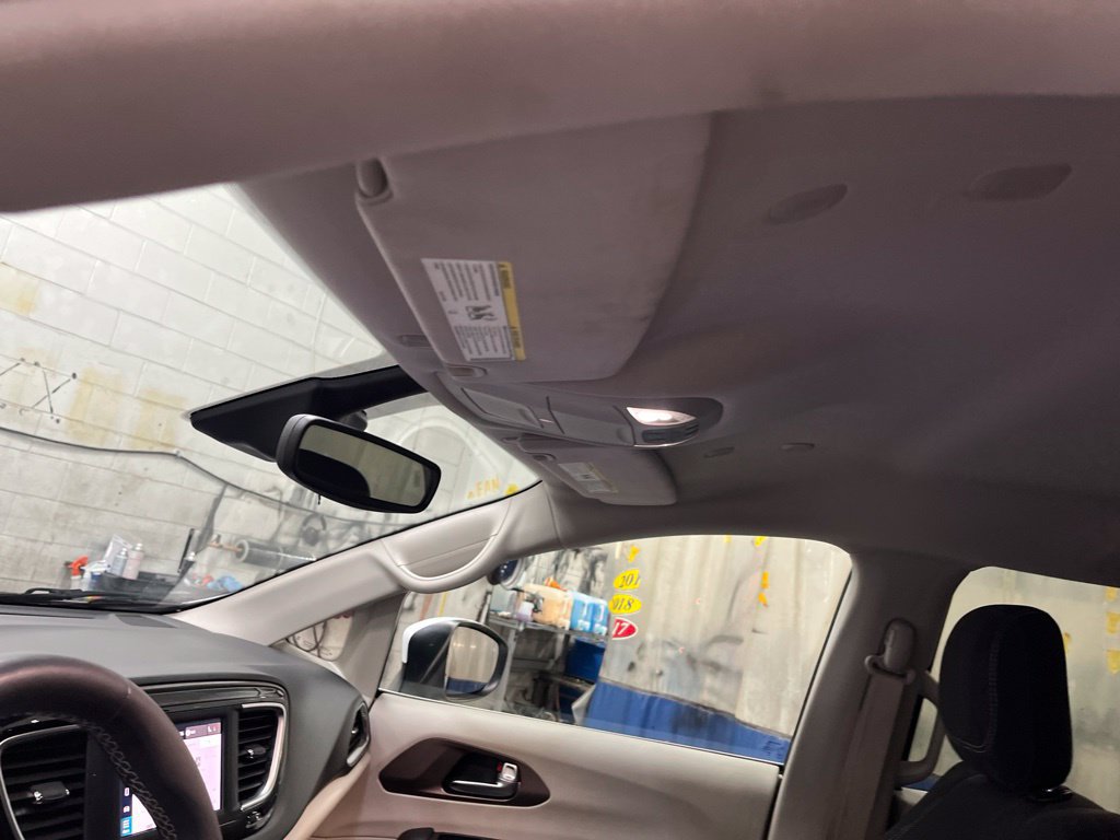 Used 2023 Chrysler Voyager LX FWD image 20