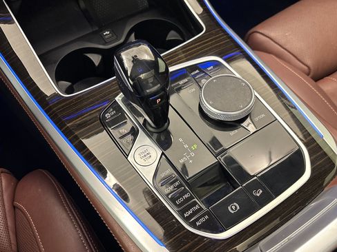 Used 2019 BMW X5 xDrive40i AWD/4WD image 16