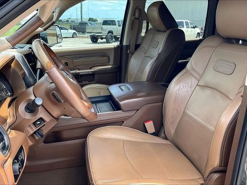 Used 2022 RAM 2500 Limited AWD/4WD image 18