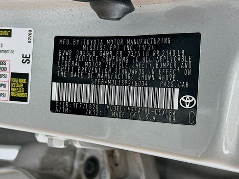 Used 2025 Toyota Corolla LE image 12