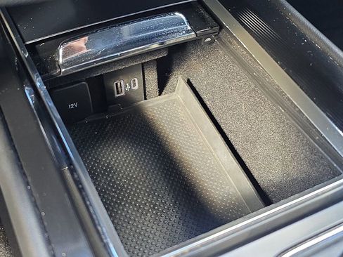 Used 2022 Lincoln Corsair FWD image 27