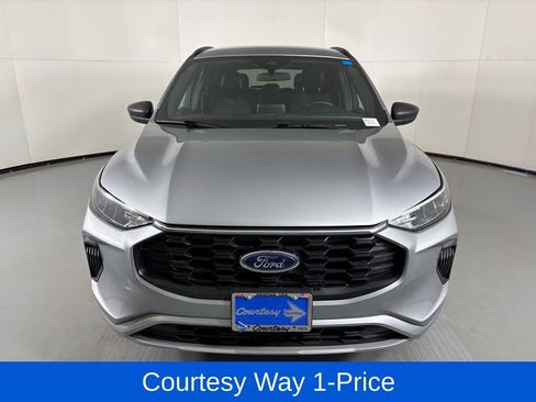 Used 2024 Ford Escape ST-Line AWD/4WD image 4