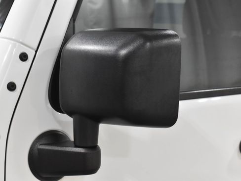 Used 2014 Jeep Wrangler Unlimited Sport image 29