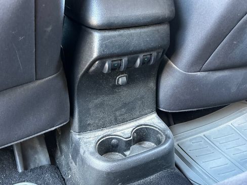 Used 2013 Jeep Wrangler Unlimited Sport AWD/4WD image 15