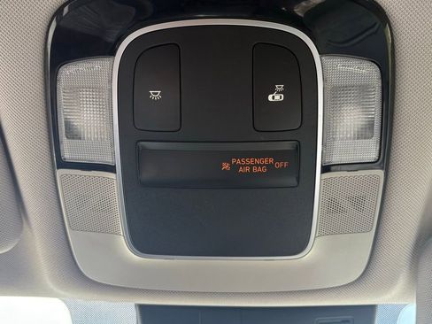 Used 2021 Hyundai Sonata SE w/ Preferred Accessory Package image 26