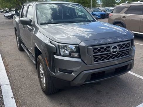 Used 2024 Nissan Frontier SV w/ Technology Package image 1