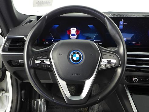 Certified 2023 BMW i4 eDrive40 RWD image 27