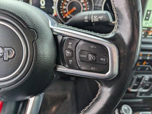 Used 2020 Jeep Gladiator Overland image 15