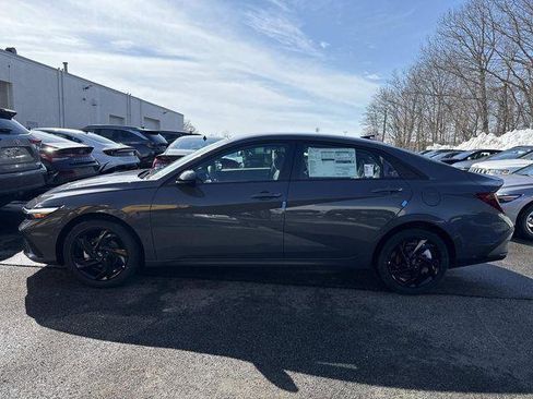 New 2026 Hyundai Elantra Sport image 2