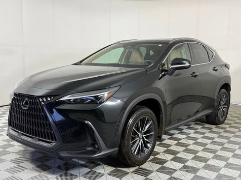 Used 2024 Lexus NX 250 FWD w/ Towing Package (2000 Lbs) image 2