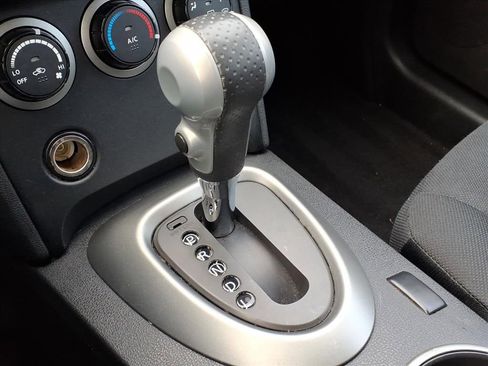 Used 2012 Nissan Rogue S image 23