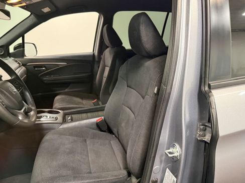 Used 2022 Honda Pilot Sport image 59