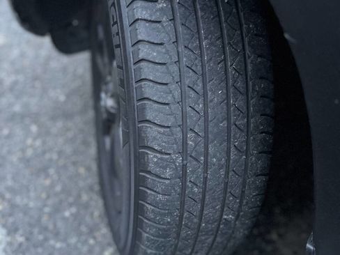 Used 2010 Toyota RAV4 Limited image 33