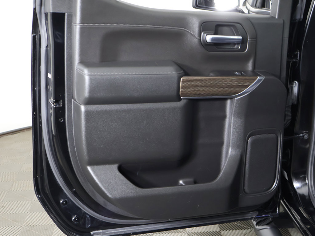 Used 2019 Chevrolet Silverado 1500 RST AWD/4WD image 25