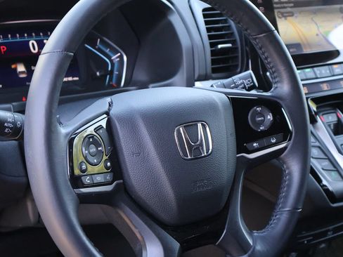 Certified 2023 Honda Odyssey Touring image 19