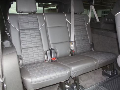 Used 2025 Cadillac Escalade ESV Sport Platinum w/ LPO, Floor Liner Package AWD/4WD image 21