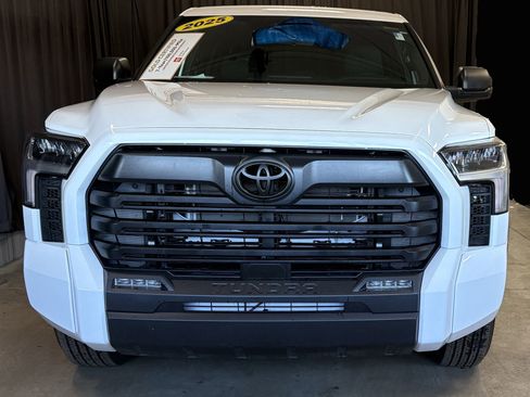Used 2025 Toyota Tundra SR5 image 3