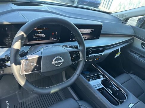 New 2026 Nissan Murano Platinum AWD/4WD image 16