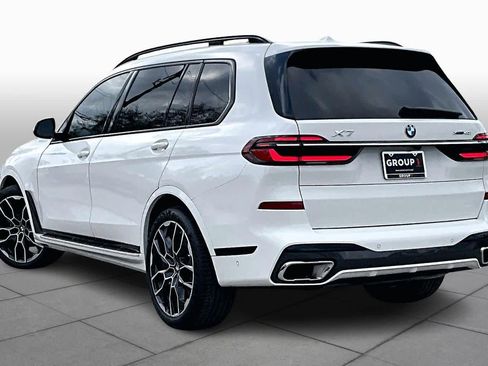 Used 2026 BMW X7 xDrive40i w/ M Sport Package image 12