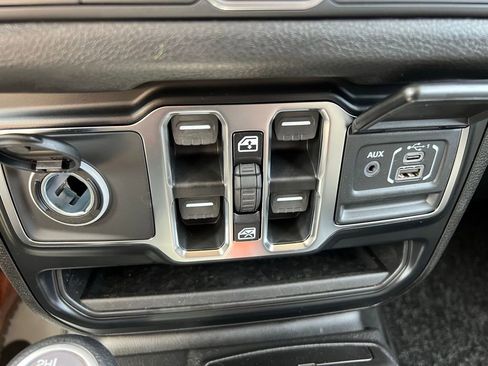 New 2026 Jeep Wrangler Unlimited Sport AWD/4WD image 34