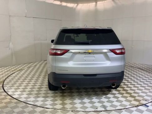 Used 2020 Chevrolet Traverse LS w/ LPO, Floor Liner Package FWD image 7