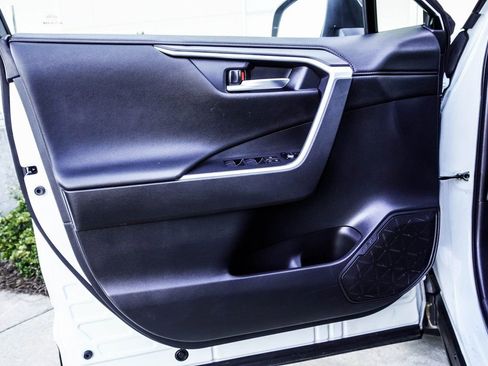 Used 2023 Toyota RAV4 XSE w/ Weather Package image 33