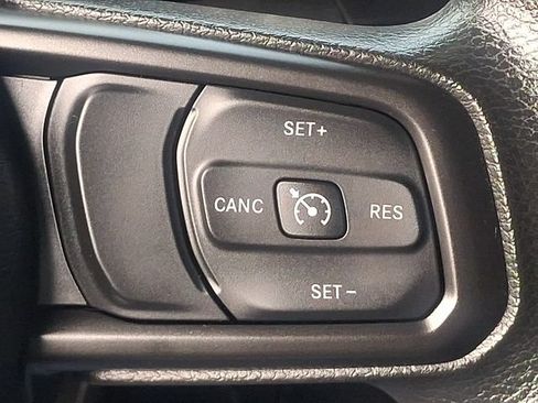 Used 2022 Jeep Wrangler Unlimited Sport AWD/4WD image 22