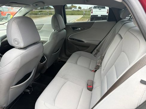 Used 2019 Chevrolet Malibu LT w/ LPO, Convenience Package 2 FWD image 13