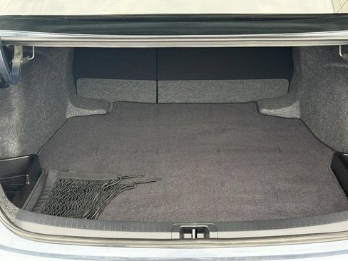 Used 2025 Toyota Corolla SE FWD image 9