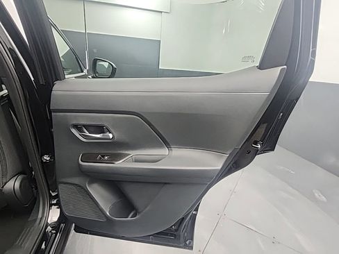 New 2026 Nissan Kicks SV w/ Charging Package image 18