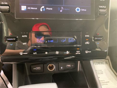 Used 2024 Hyundai Tucson SEL image 25