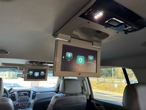 Used 2019 GMC Yukon XL Denali w/ Denali Ultimate Package image 28