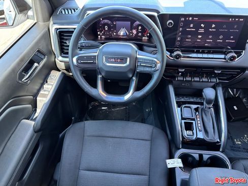 Used 2025 GMC Canyon Elevation RWD image 15