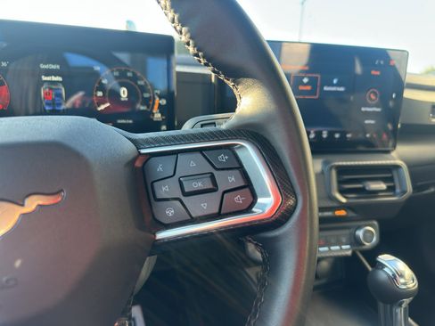 Used 2024 Ford Mustang EcoBoost image 31