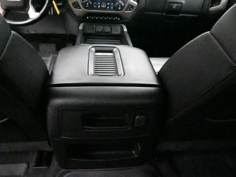 Used 2019 GMC Sierra 3500 Denali w/ Duramax Plus Package AWD/4WD image 18